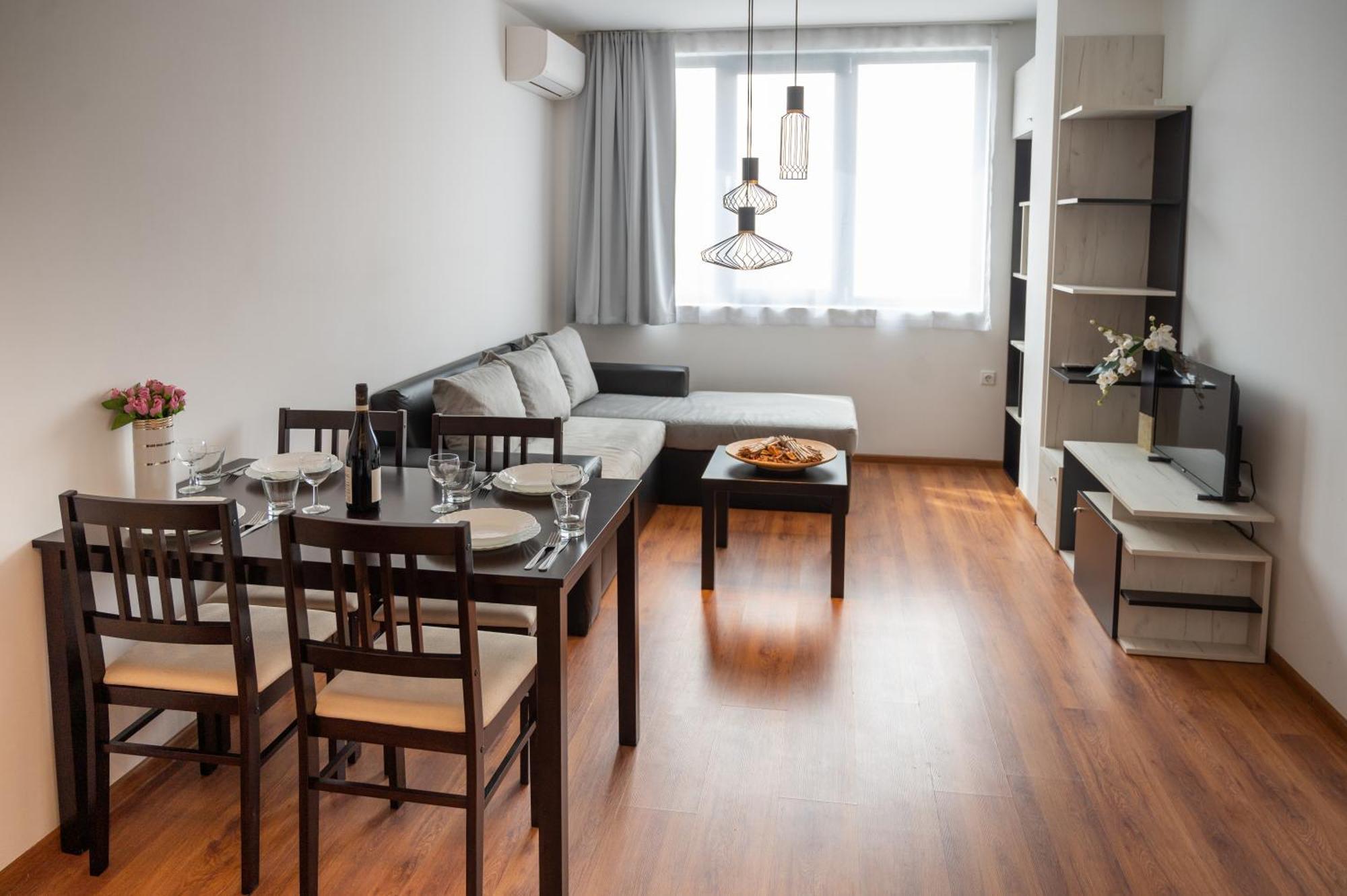 Sunny 1Bdr Apartment Near Center Sofia Ngoại thất bức ảnh